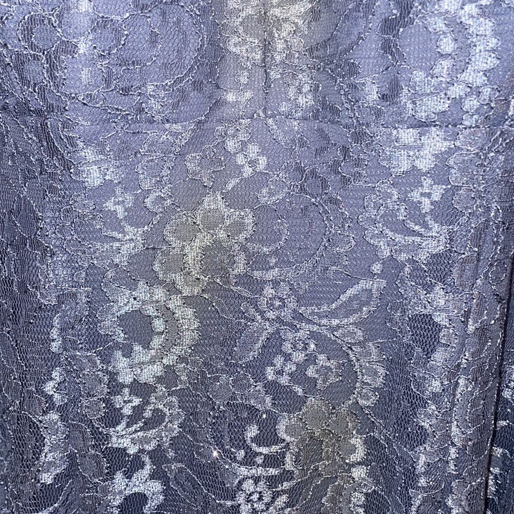 Dress - Picture 3 of 6